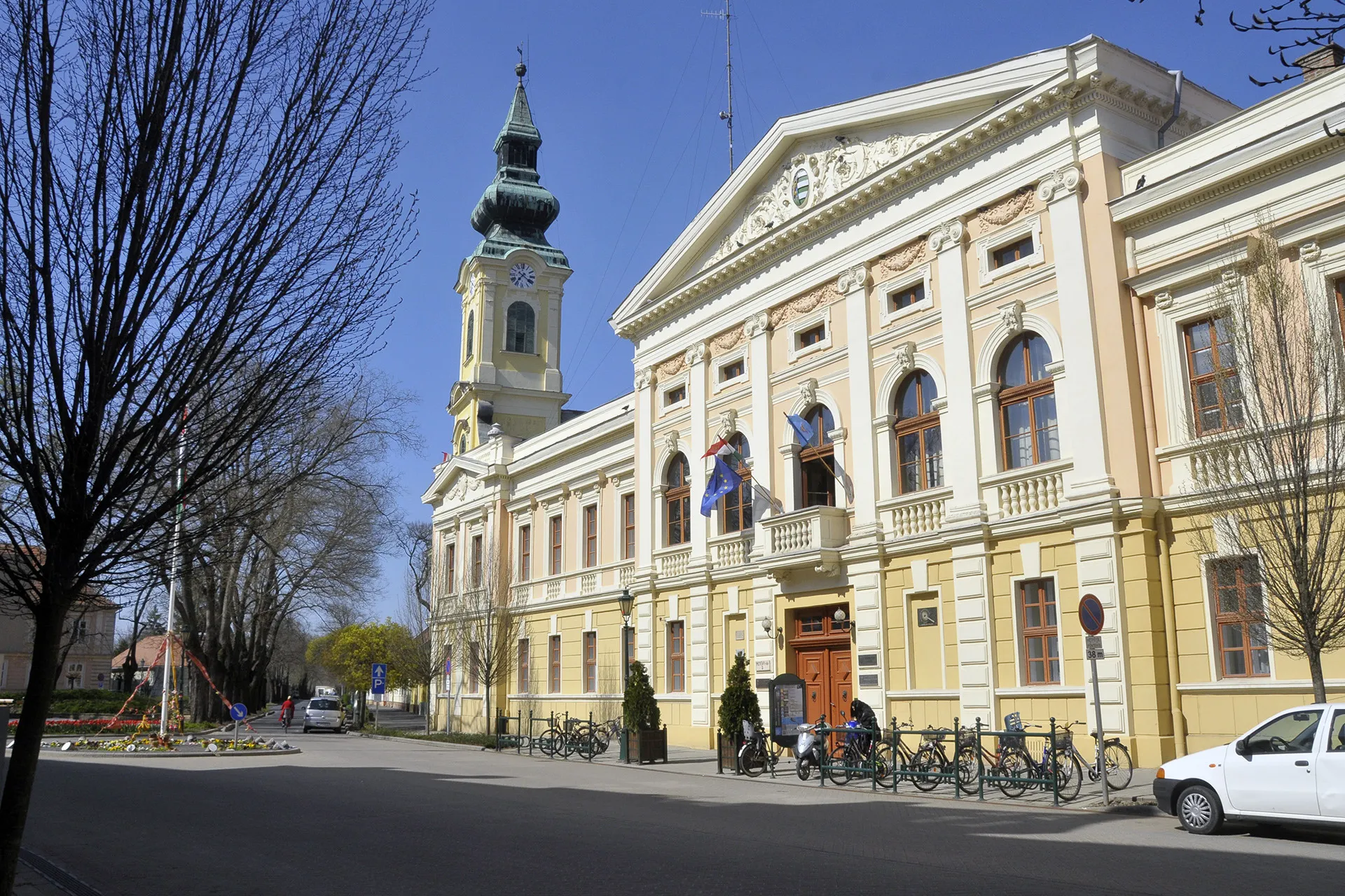 Gyulai belvárosi séta útvonal a történelmi látnivalók mentén.
